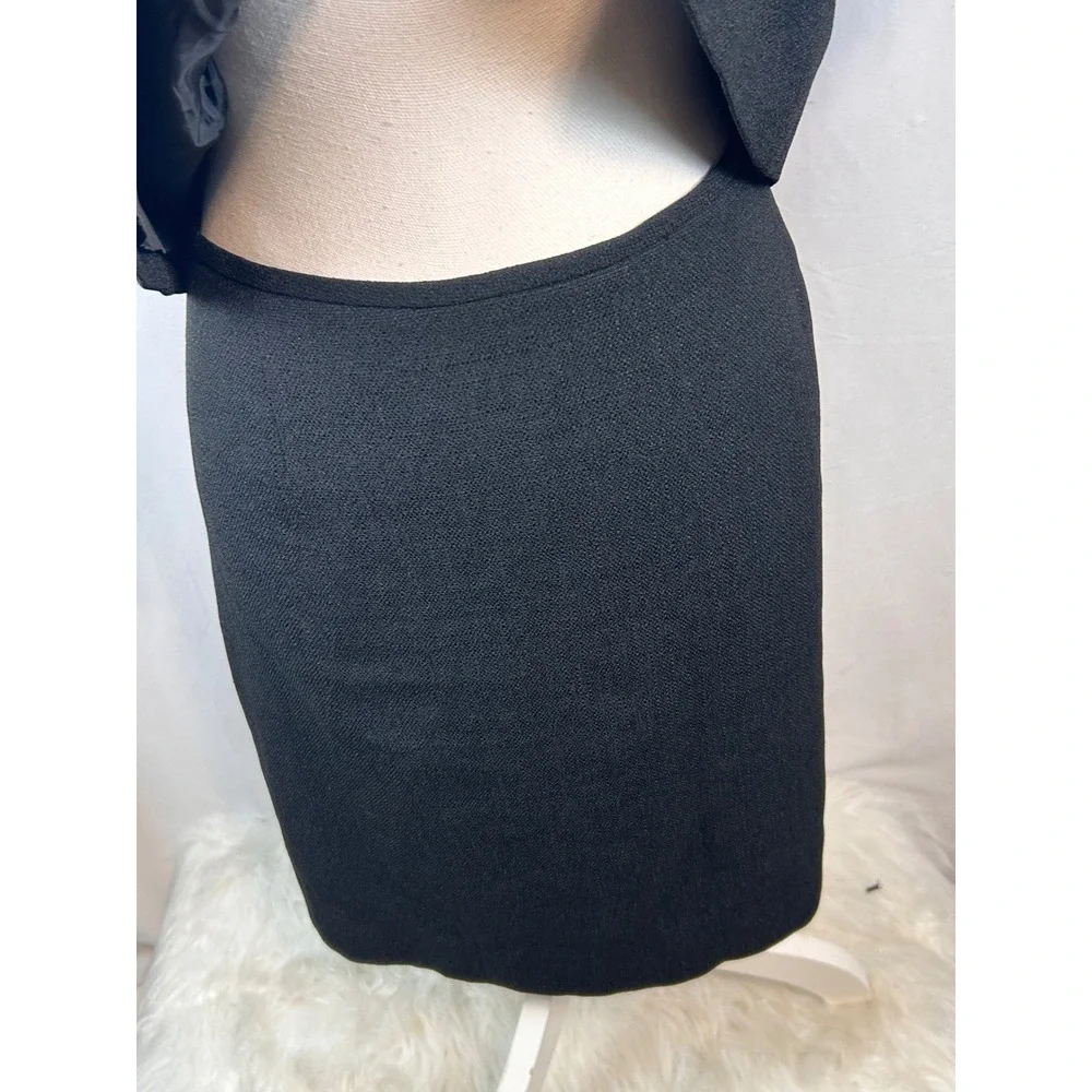 Tahari Black Peplum Skirt Suit‎ Set Short Sleeve Jacket Pencil Skirt 1